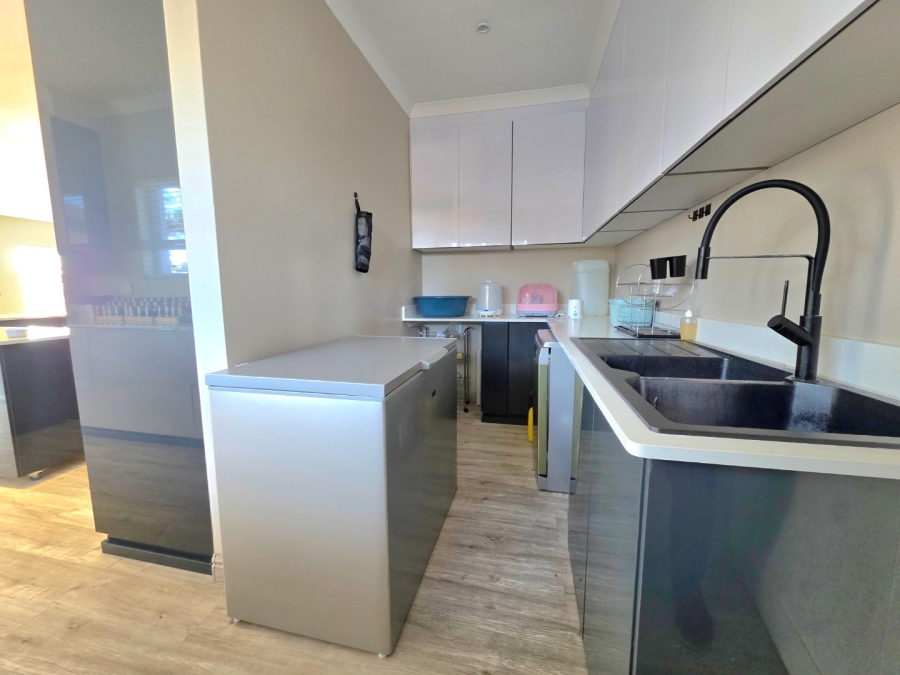 4 Bedroom Property for Sale in Panorama Free State